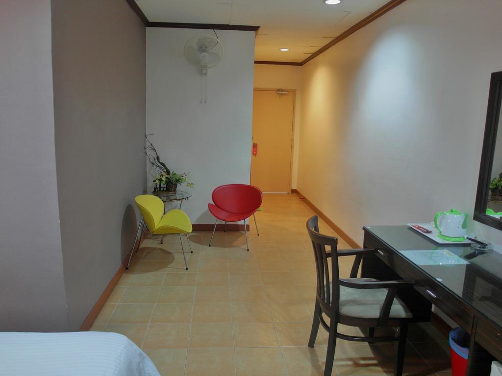 New City Hotel Kajang Room photo