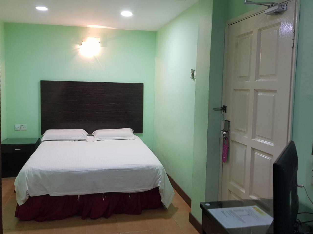 New City Hotel Kajang Exterior photo